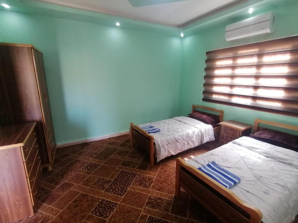 Farmer Stay Hostel Wadi Musa Extérieur photo