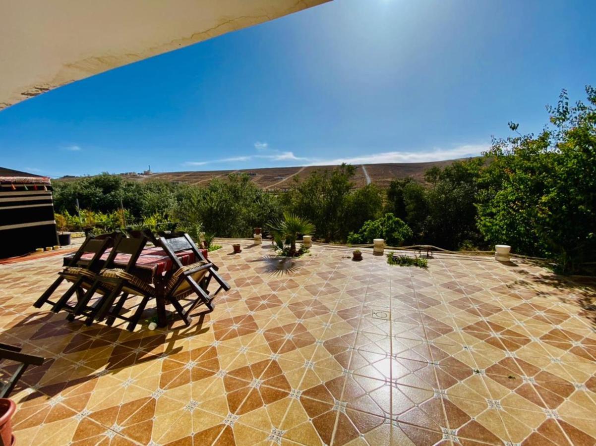 Farmer Stay Hostel Wadi Musa Extérieur photo